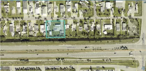 13121 Point Breeze Dr, Fort Myers, FL 33908