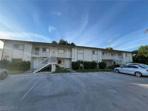 2385 Naples Trace Cir #1, Naples, FL 34109 photo 4