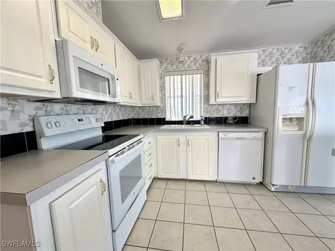 4551 Mayflower Way E, Estero, FL 33928 photo 10