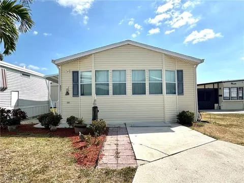 4551 Mayflower Way E, Estero, FL 33928 photo 2