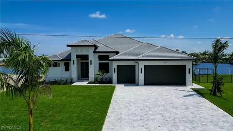 4241 NW 26th St, Cape Coral, FL 33993