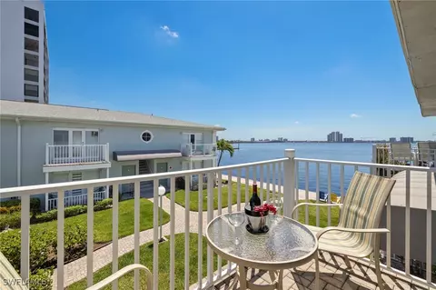 3330 N Key Dr #F6, North Fort Myers, FL 33903