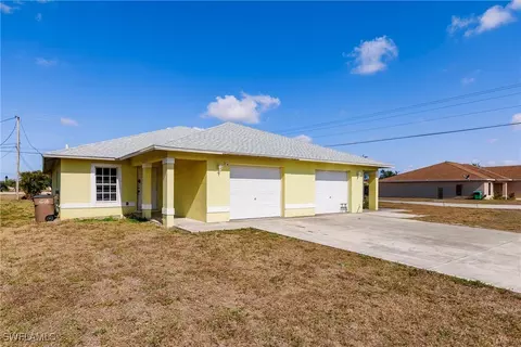3704-3706 SW 7th Pl, Cape Coral, FL 33914