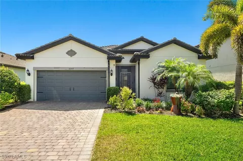 3544 E Hampton Cir, Alva, FL 33920 photo 1