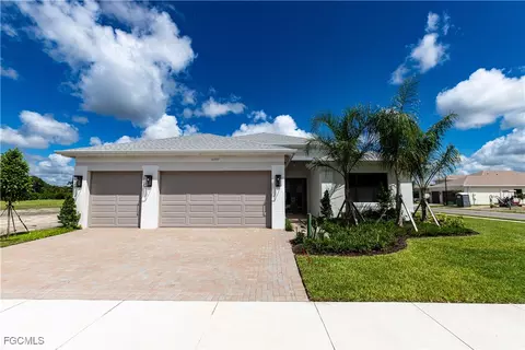 14359 Hogarth Pl, Fort Myers, FL 33905