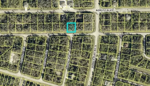 563-565 Ladd St, Lehigh Acres, FL 33974