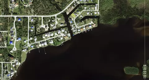136 Danforth Dr, Punta Gorda, FL 33980 photo 2
