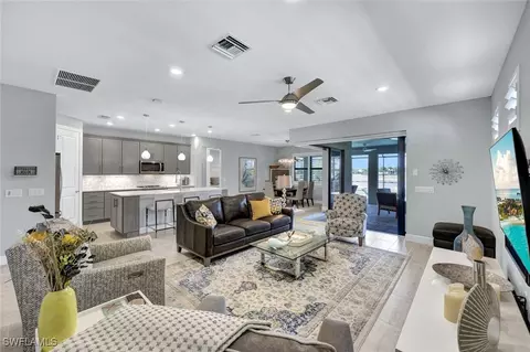 19572 Utopia Ln, Estero, FL 33928 photo 6
