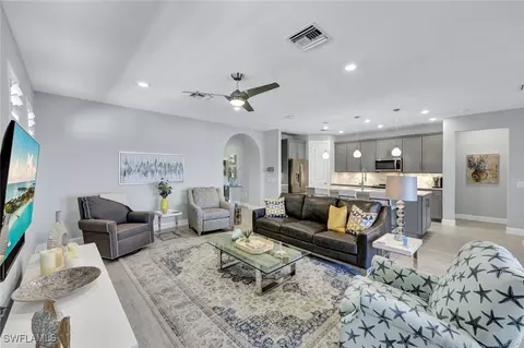 19572 Utopia Ln, Estero, FL 33928 photo 7