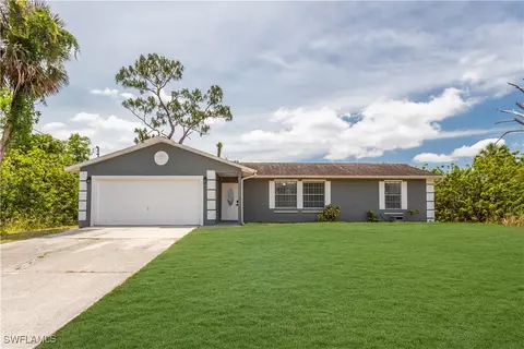 3113 25th St W, Lehigh Acres, FL 33971