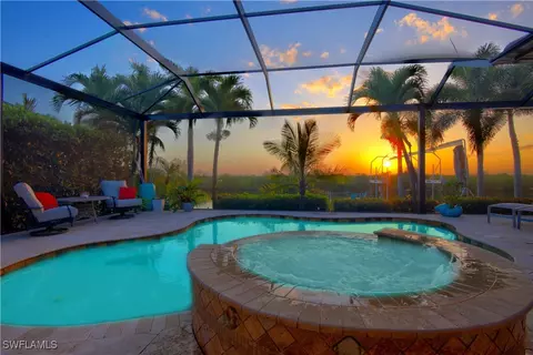 3232 Surfside Blvd, Cape Coral, FL 33914