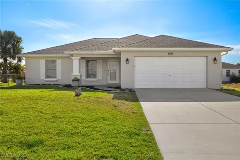 1025 NE 4th Ave, Cape Coral, FL 33909