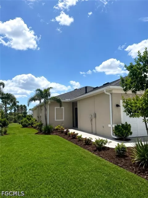 17748 Palmetto Pass Ln, Punta Gorda, FL 33982