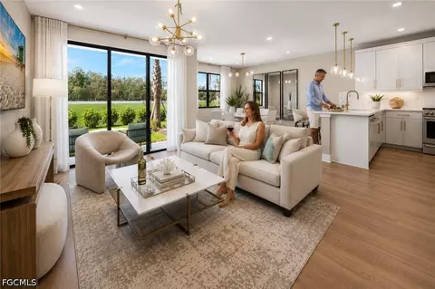 6088 Barbara Cir, Naples, FL 34112