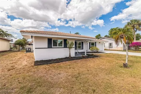 Exterior - 4048 Mohawk Pl, Naples, FL 34112 photo 3 of 8