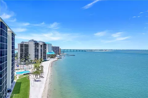 17080 Harbour Point Dr #1212, Fort Myers, FL 33908