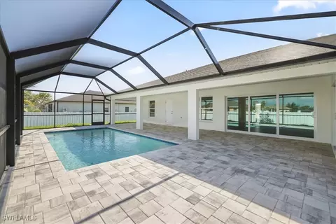 1019 NW 8th Pl, Cape Coral, FL 33993
