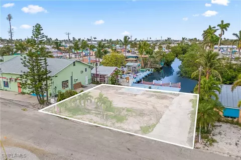 11306 Matlacha Ave, Matlacha, FL 33993