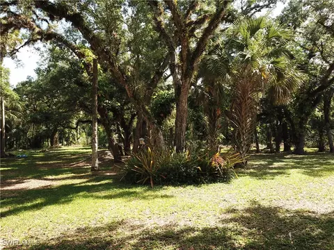 3201 Bateman Rd, Alva, FL 33920 photo 4