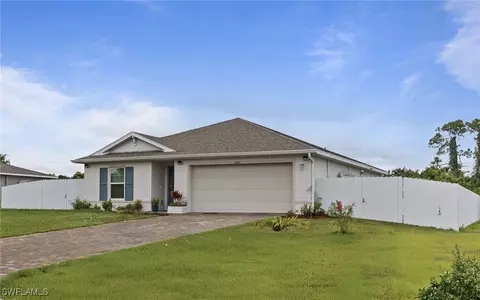 3021 June Cir, Labelle, FL 33935 photo 2