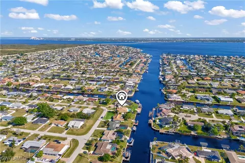 1828 SE 28th St, Cape Coral, FL 33904