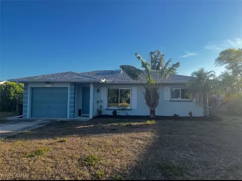 10341 Sandy Hollow Ln, Bonita Springs, FL 34135