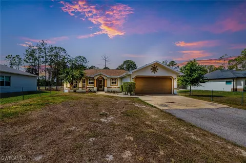 3730 33rd Ave NE, Naples, FL 34120