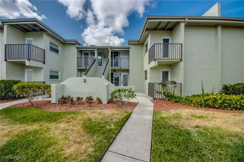 7400 College Pkwy #2B, Fort Myers, FL 33907