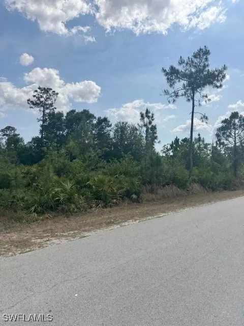 3102 E 10th St, Lehigh Acres, FL 33972