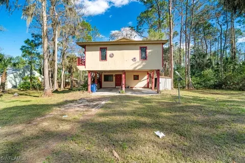 2202 Jackson Ave, Alva, FL 33920