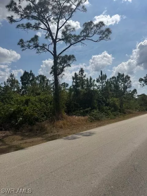 3104 E 10th St, Lehigh Acres, FL 33972