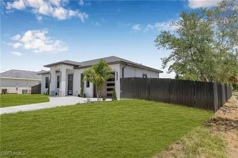 1015 Winters St E, Lehigh Acres, FL 33974 photo 6