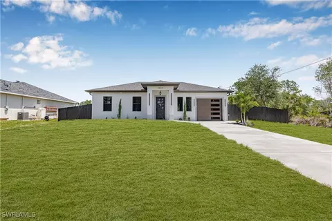 1015 Winters St E, Lehigh Acres, FL 33974 photo 4
