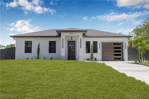 1015 Winters St E, Lehigh Acres, FL 33974 photo 5