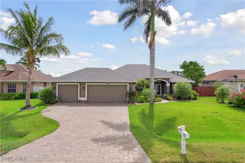 2209 SW 15th Pl, Cape Coral, FL 33991