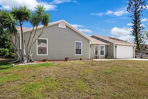8440 Pennsylvania Blvd, Fort Myers, FL 33967