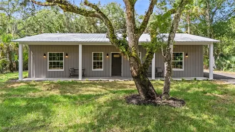 1031 March Ln, Labelle, FL 33935