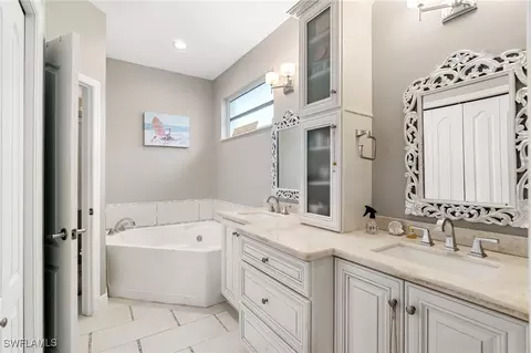 9750 Sassafras Ct, Estero, FL 33928 photo 7