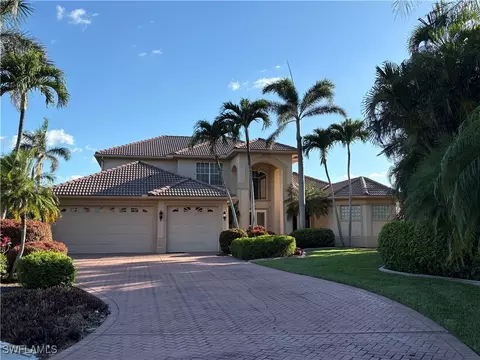 5610 Lancelot Ln, Cape Coral, FL 33914