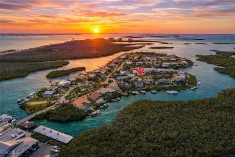17060 Marina Cove Ln, Fort Myers, FL 33908