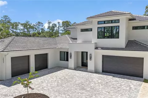 3632 Golden Gate Blvd W, Naples, FL 34120