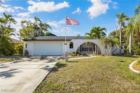 919 SE 34th Ter, Cape Coral, FL 33904