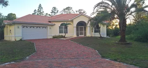 915 Roosevelt Ave, Lehigh Acres, FL 33936