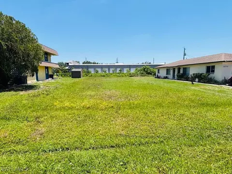 13347 1st St, Fort Myers, FL 33905