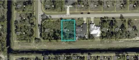 1108 Edelweiss St E, Lehigh Acres, FL 33974