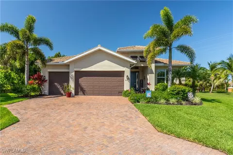 8651 Colony Trace Dr, Fort Myers, FL 33908
