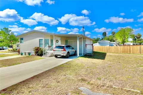 138 Lantern Ln, North Fort Myers, FL 33917