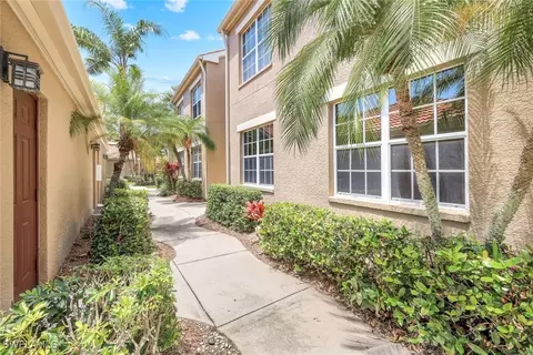 20101 Seagrove St #702, Estero, FL 33928