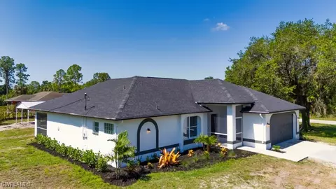 3815 Kittyhawk Dr, Fort Myers, FL 33905