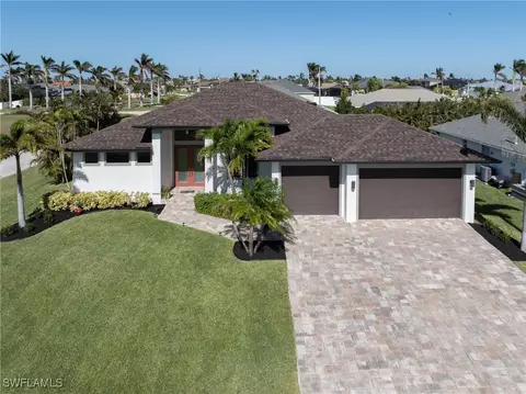 2711 SW 32nd St, Cape Coral, FL 33914